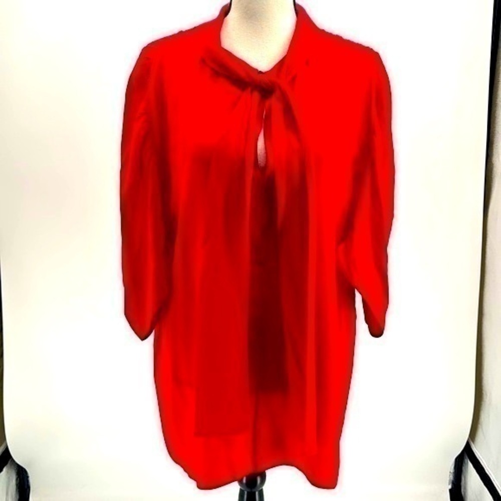 UEC authentic vintage Prada red silk blouse size 40/ U.S. 6 3/4 length sleeve
